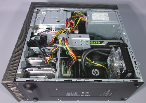 HP ENVY Phoenix 810-480jpのケースの内部などのレビュー、紹介です
