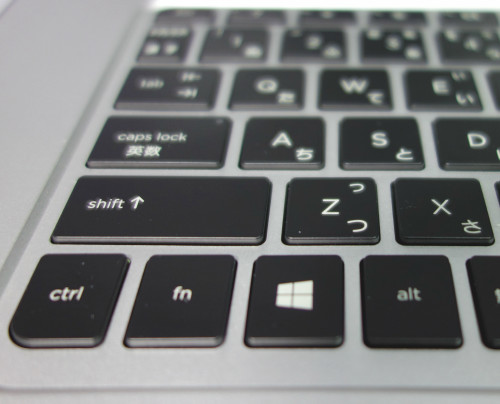 「HP ENVY 17-k200」のキーボードは、アイソレーション型の最近の一般的なキーボードになっており